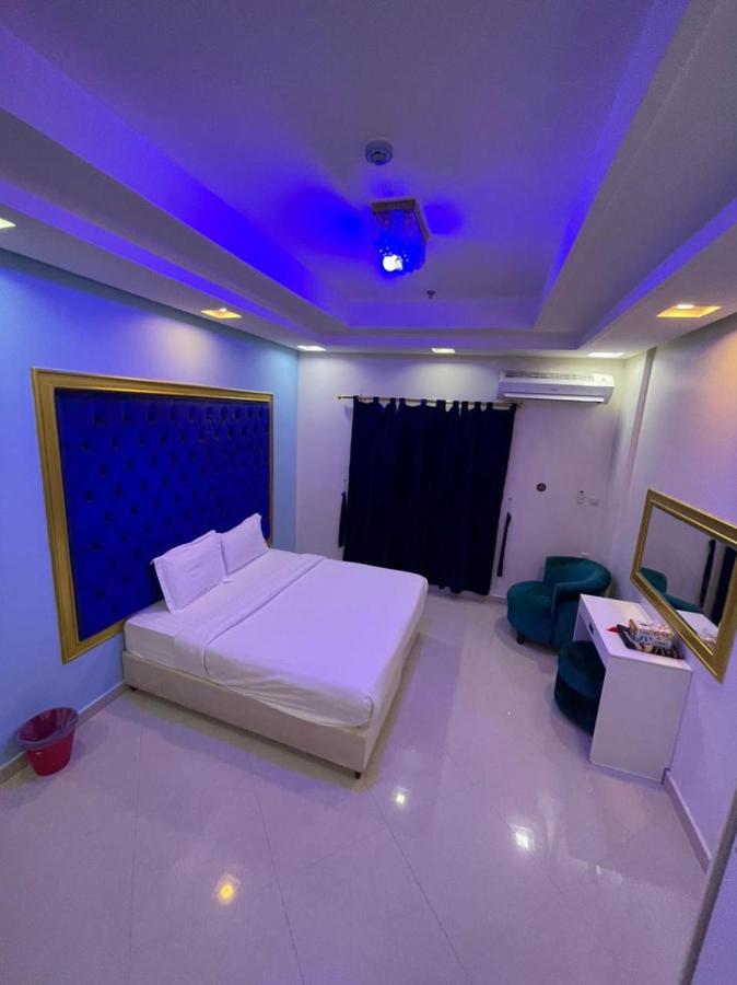 Golden Quba 1 Aparthotel Riyadh Bagian luar foto
