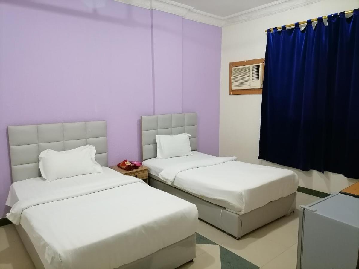 Golden Quba 1 Aparthotel Riyadh Bagian luar foto