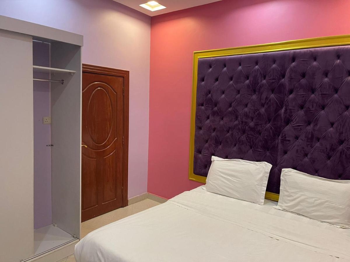 Golden Quba 1 Aparthotel Riyadh Bagian luar foto