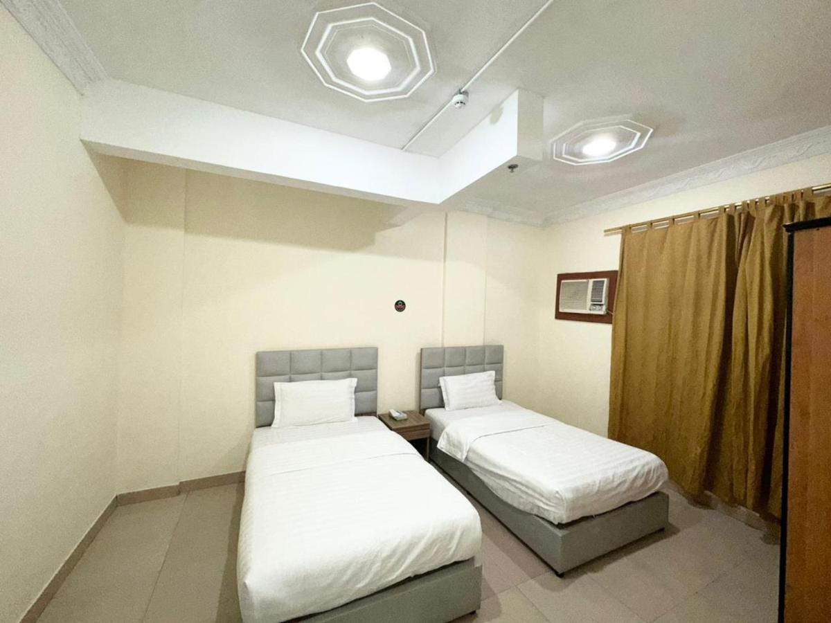 Golden Quba 1 Aparthotel Riyadh Bagian luar foto