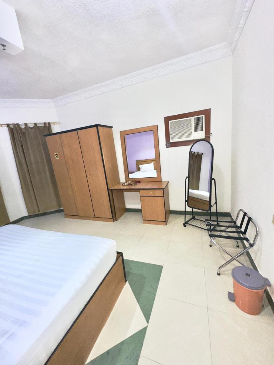 Golden Quba 1 Aparthotel Riyadh Bagian luar foto